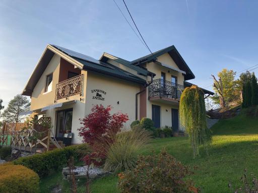 Zamkowe Zacisze - Housity
