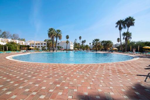 T2 Resort Golden Cabanas - Housity