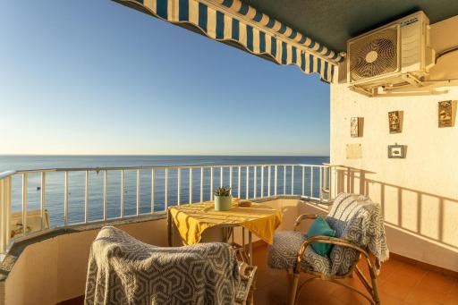 Apartment sea-front - Housity