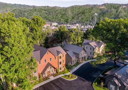 The Grand Orchard Lodge - Gatlinburg, TN - Housity