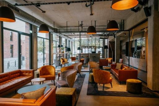 LOOM Hotel & Skybar - Housity