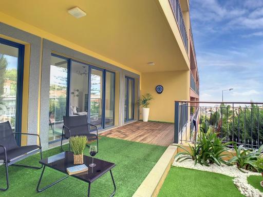 Samya Apartment by LovelyStay - Housity