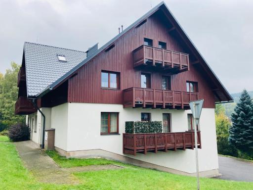 Horní Kout - Housity