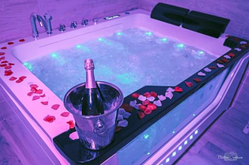 Villa CoCoon - Love room cocooning & 50 nuances - Housity