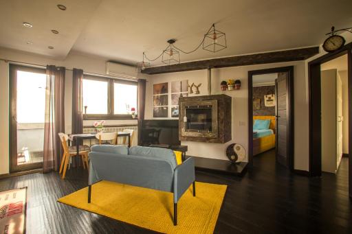 Amo Bucharest - Housity