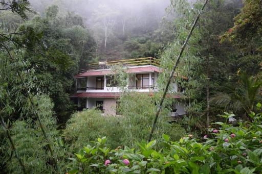 Spring and Valley View - Housity