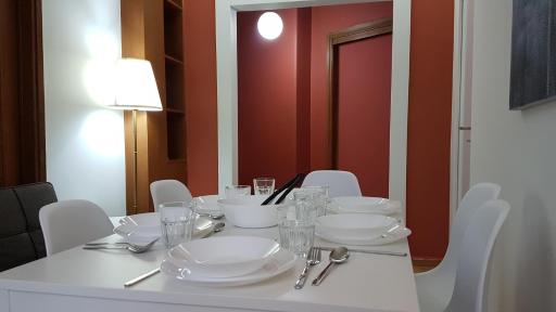Apricot Apartment - Athens Center, 6 BD, 2.5 BATH - Housity