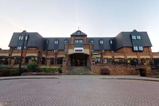 Village Hotel Blackpool - Housity