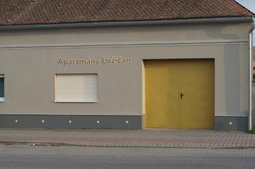 Studia Lužičan - Housity