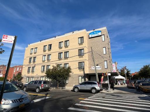 Rockaway Hotel - Housity