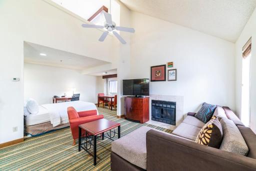 Metro PHX Upstairs LOFT sleeps over 6 central PHX - Housity