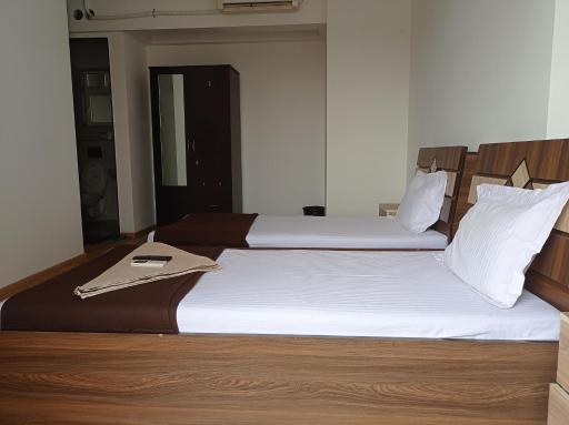 2BHK Private  by Divine s Near Jupiter Hospital - Housity