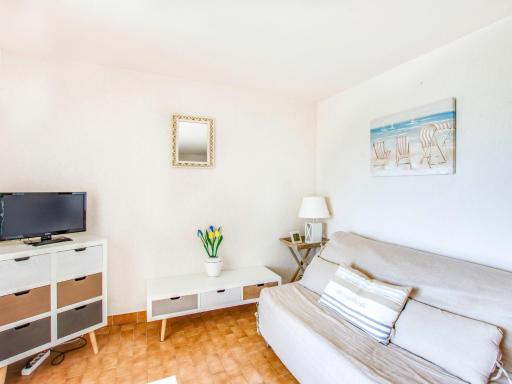 Beachfront Apartment Les terrasses de la Plage-1 by Interhome - Housity