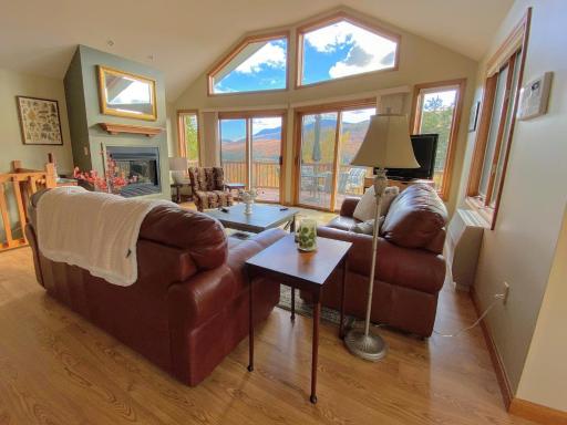 NEW HOME BY BRETTON WOODS VACATIONS Stunning views from custom home in Bretton Woods D86 - Housity