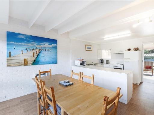 Beach Terrace 4 - Housity