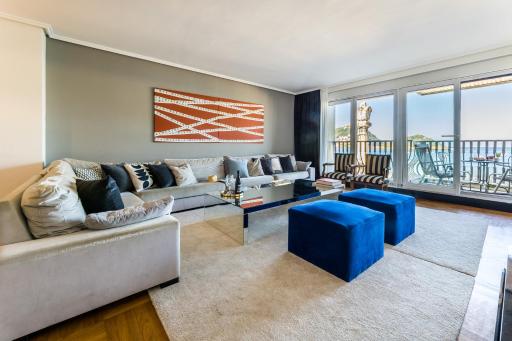 LA CONCHA BEACHVIEW by Sweet Home SS Rentals - Hizvo