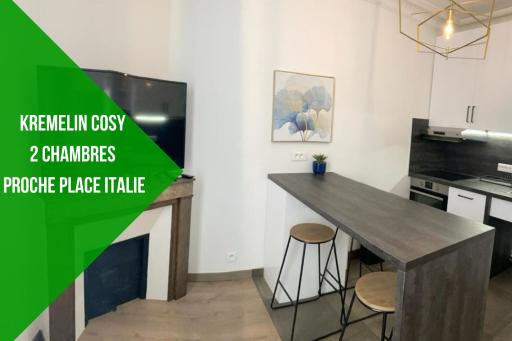 Kremlin Cosy - Housity