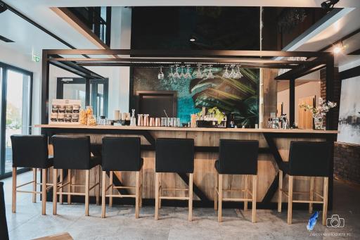 Ilkus Hotel & Restaurant - Housity