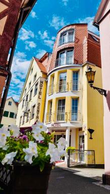Central Boutique Hotel - Housity