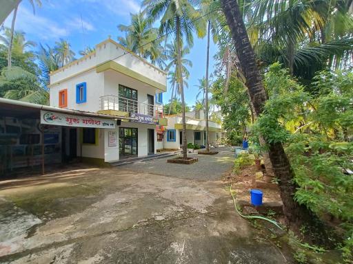 GURUGANESH HOMESTAY - Housity