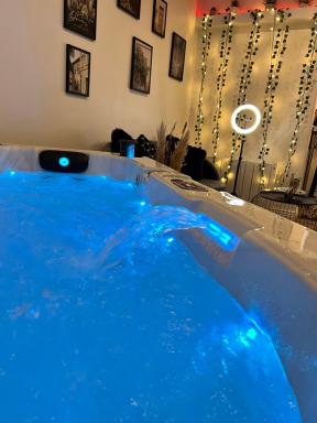 COSYFULL Rouen centre JACUZZI - Housity