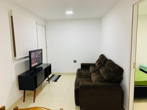Apartamento no Tremembé 2 dormitórios. apt 13 - Housity