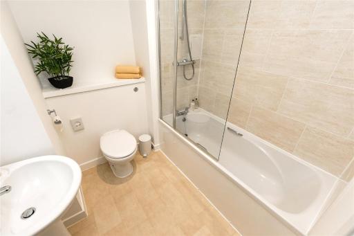 Aarons Executive 3-Bed  Aberdeen City - Housity
