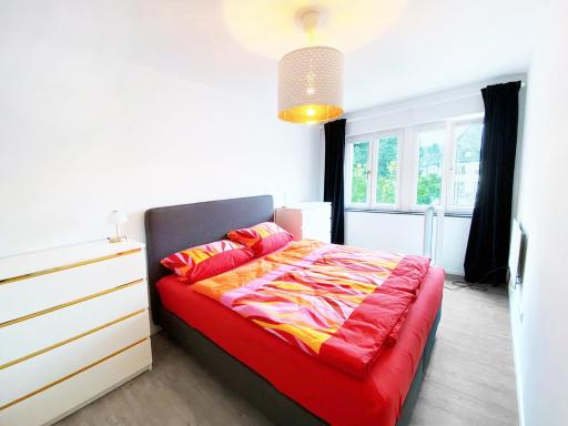 Fuchsbau unterm Krönchen - Housity