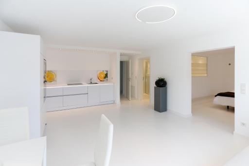 Design Wohnung - Traum in weiss - für NICHTRAUCHER - Housity