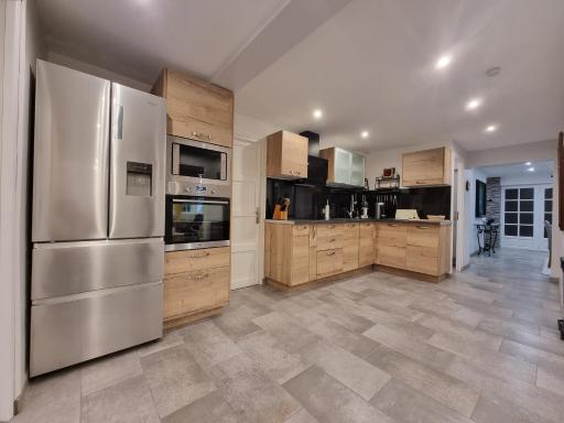 Villa Flora Superior Apartment - Housity