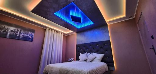 RoyalSpa appartement d'amour avec jacuzzi privatif - Housity