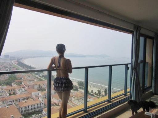 Mu mu de jia shuang yue wan hai jing min su - Housity