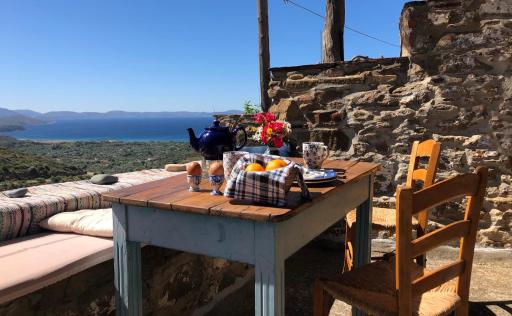 LITTLE HOUSE, Charming Village House with Fantastic View - Housity