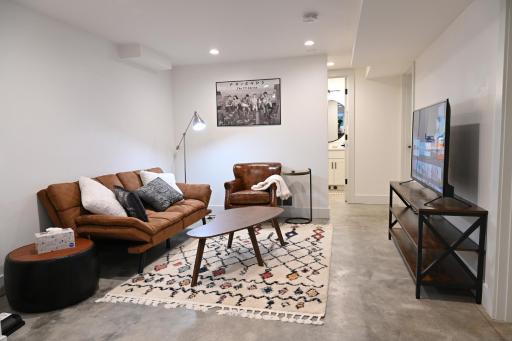 Modern and warm house - Housity