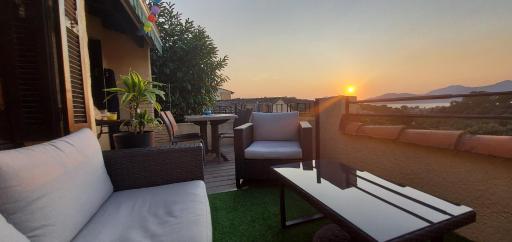 Porticcio Appartement 6 personnes terrasse avec vue imprenable Golfe d'Ajaccio et plage 800m - Housity
