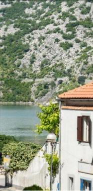 Apartment Risan - Housity