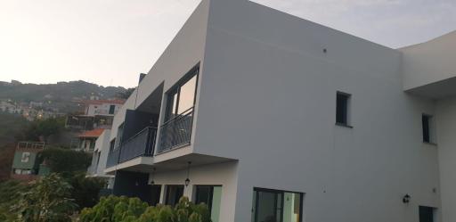 D Henriques House - Housity