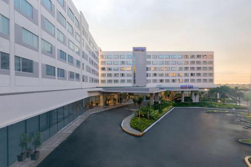 Park Inn By Radisson Clark - Housity