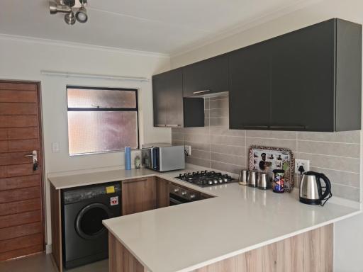 Cherry Blossom One Bed Apartment Centurion - Housity