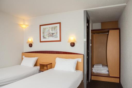 Campanile Hotel - Basildon - East of London - Housity