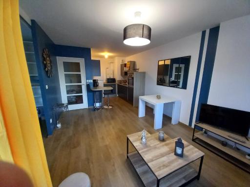 magnifique appartement 3 étoiles centre ville et mer à pied - Housity
