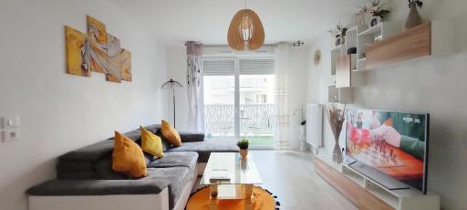 Chic apart with parking near Paris - Housity