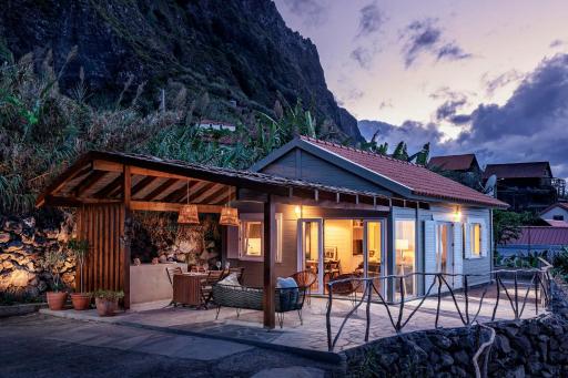 Casa da Rocha de Baixo by An Island Apart - Housity