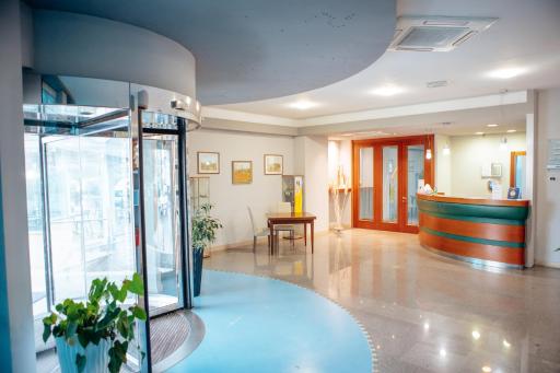 Hotel Amico - Housity