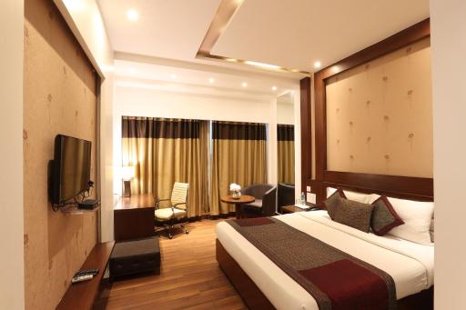 Tivoli Royal Palace - Housity