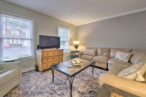 Charming Southern Pines Abode - Walk to Dtwn! - Housity