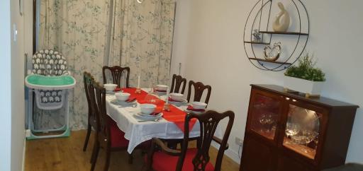 Rose Guest House -Suitable for contractors ,families and groups - Housity