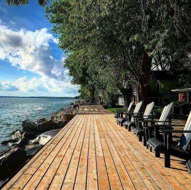 Pelee Breeze Lakehouse - A Point Pelee Retreat! - Housity