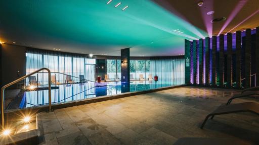 Peaks Place Apartments & SPA - Housity