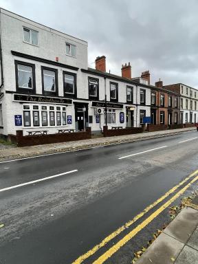 The Roadhouse Hotel - Housity
